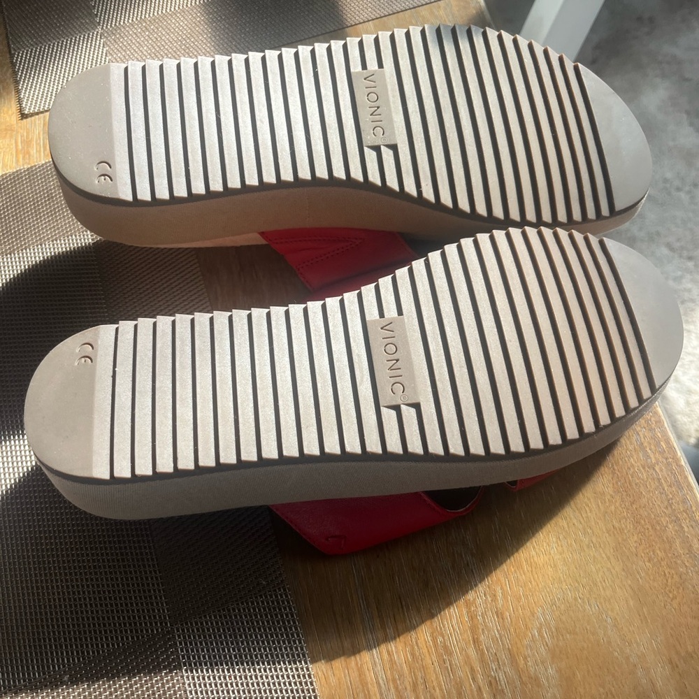 Vionic Red Slide Sandals - Picture 4 of 5